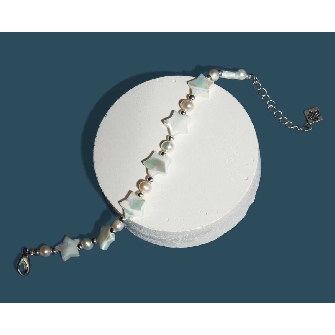 Mother-of-Pearl Star Bead Strand Bracelet