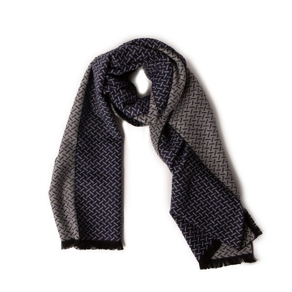 getty-177_a_600x.jpg?v=1744299262