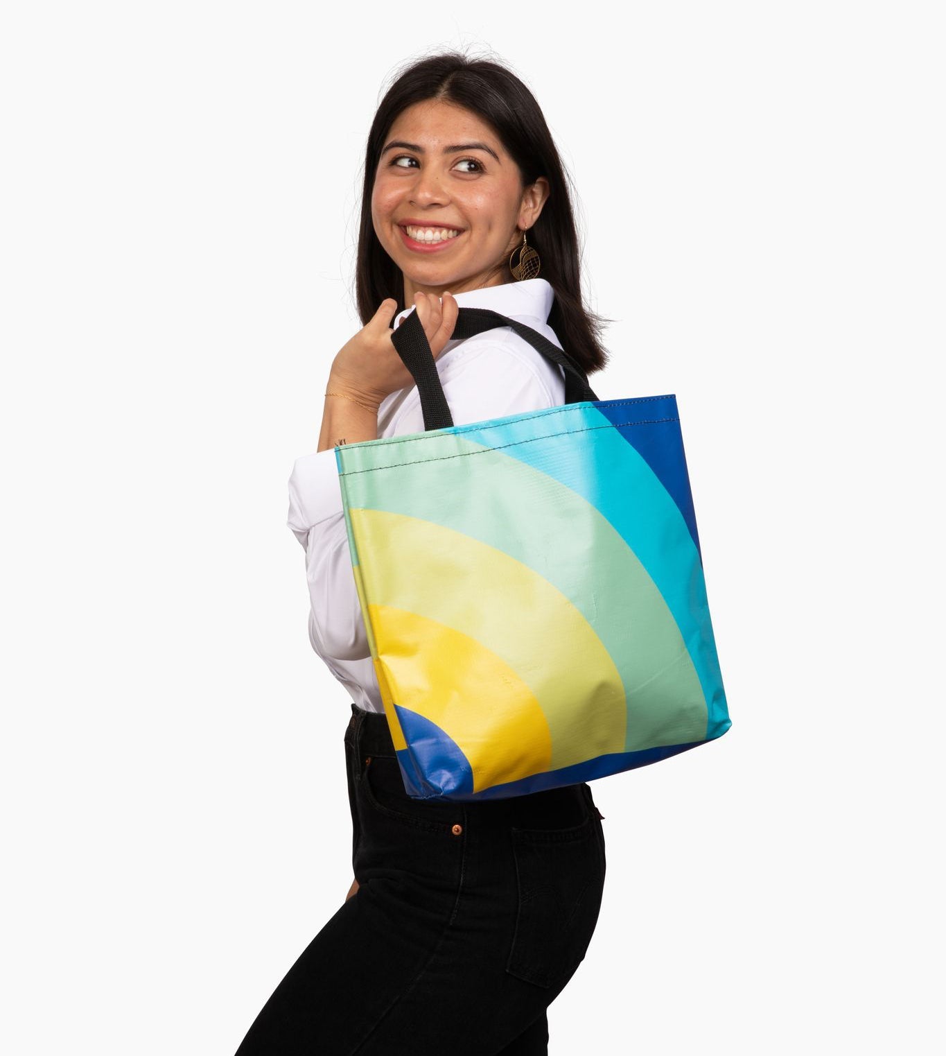 Apparel & Accessories