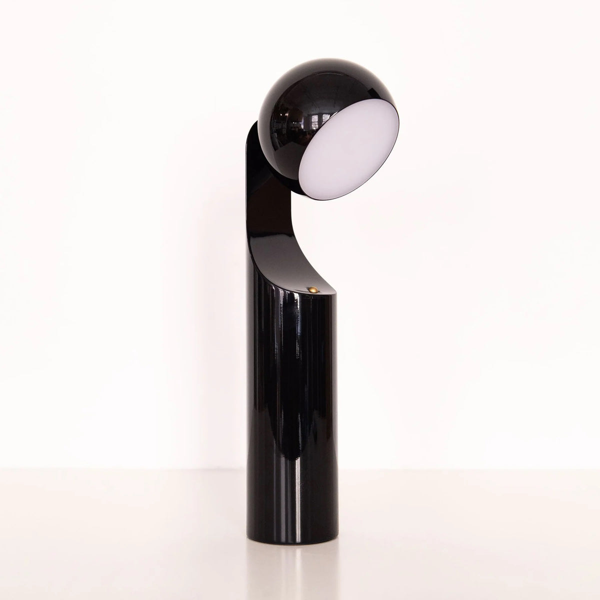 Mono Portable Lamp - Black