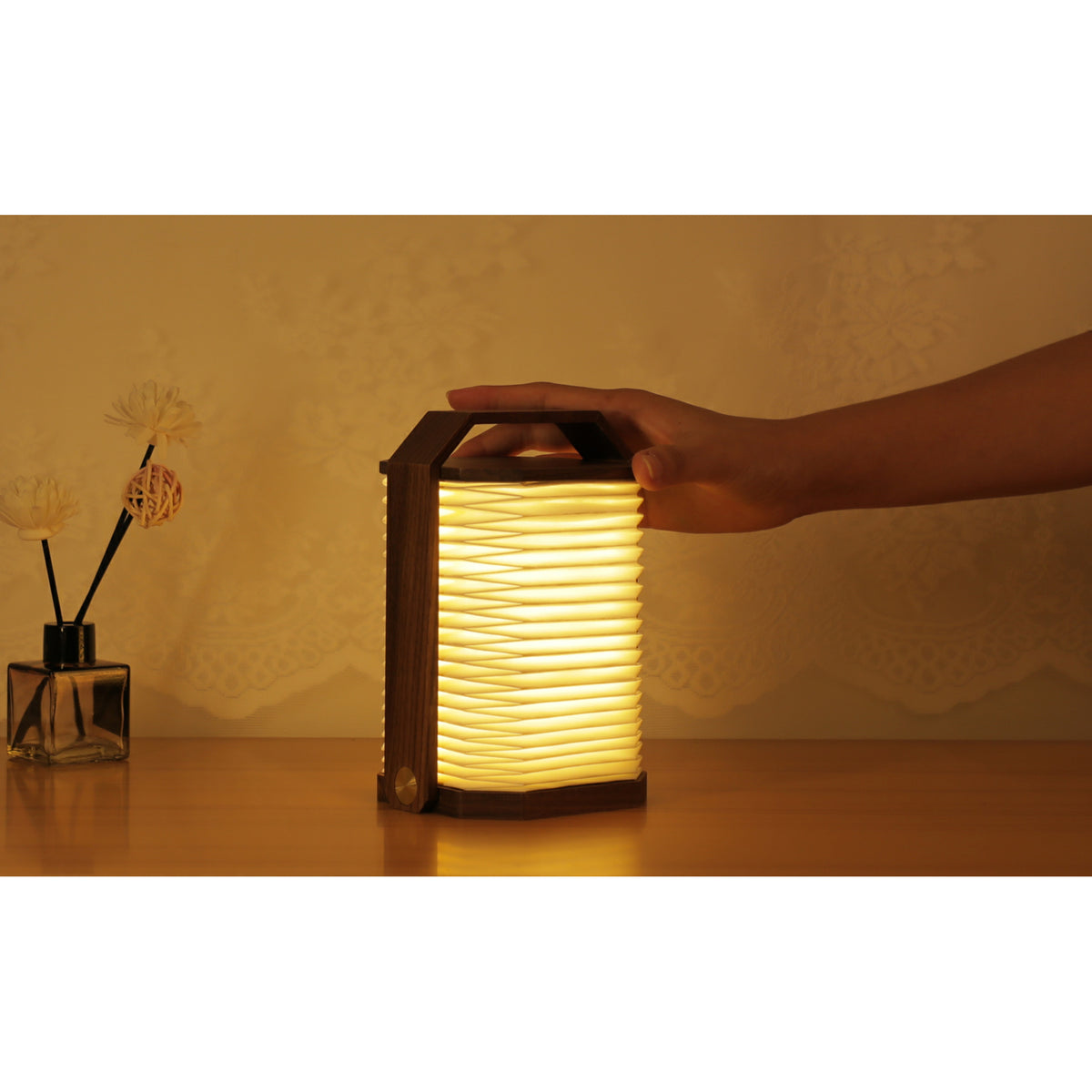 Smart Origami Lamp