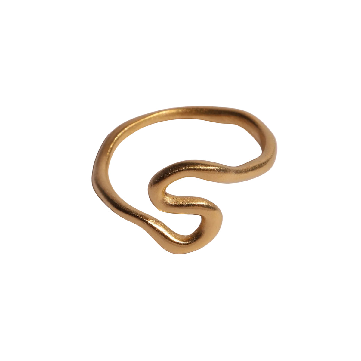Gold ring with a wavy design
