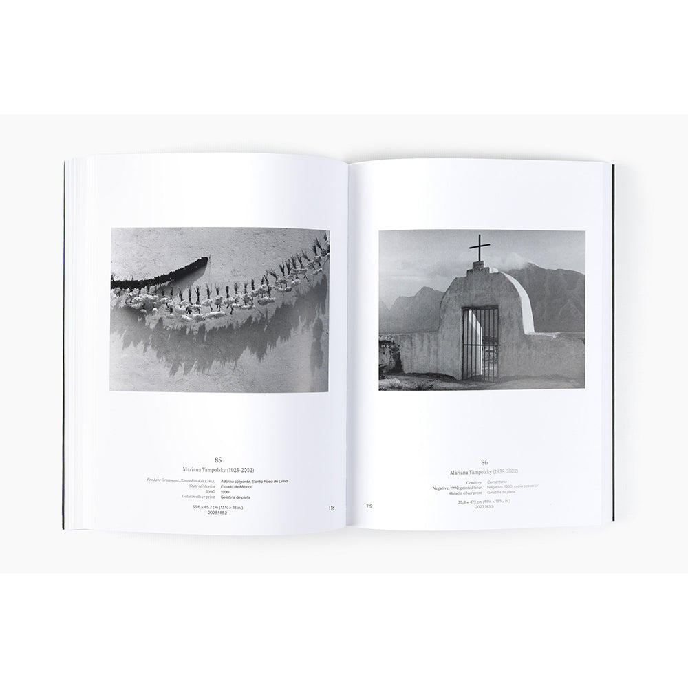 Instante/revelación: Moments in Mexican Photography