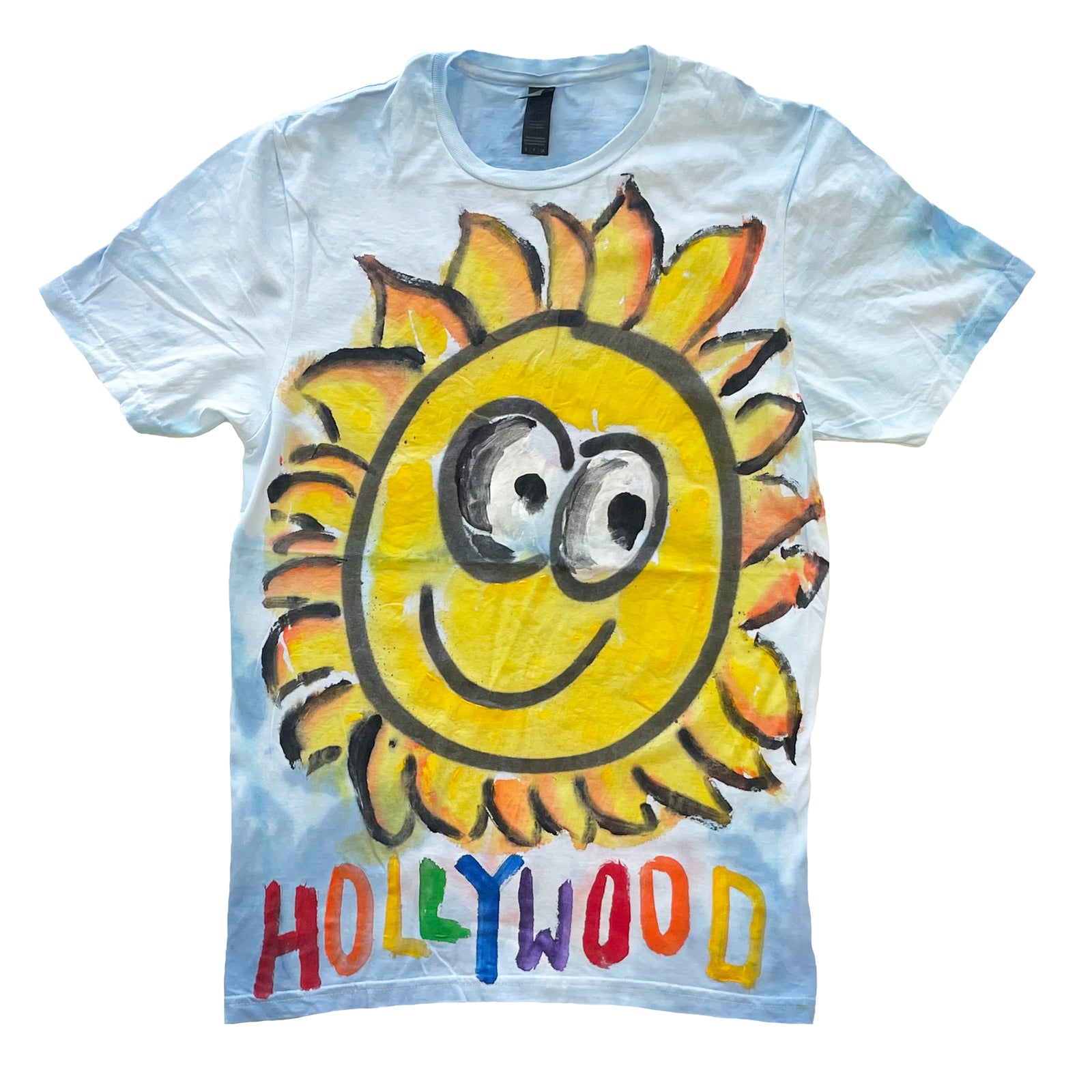 T-shirt with a sun design and 'Hollywood' text on a white background