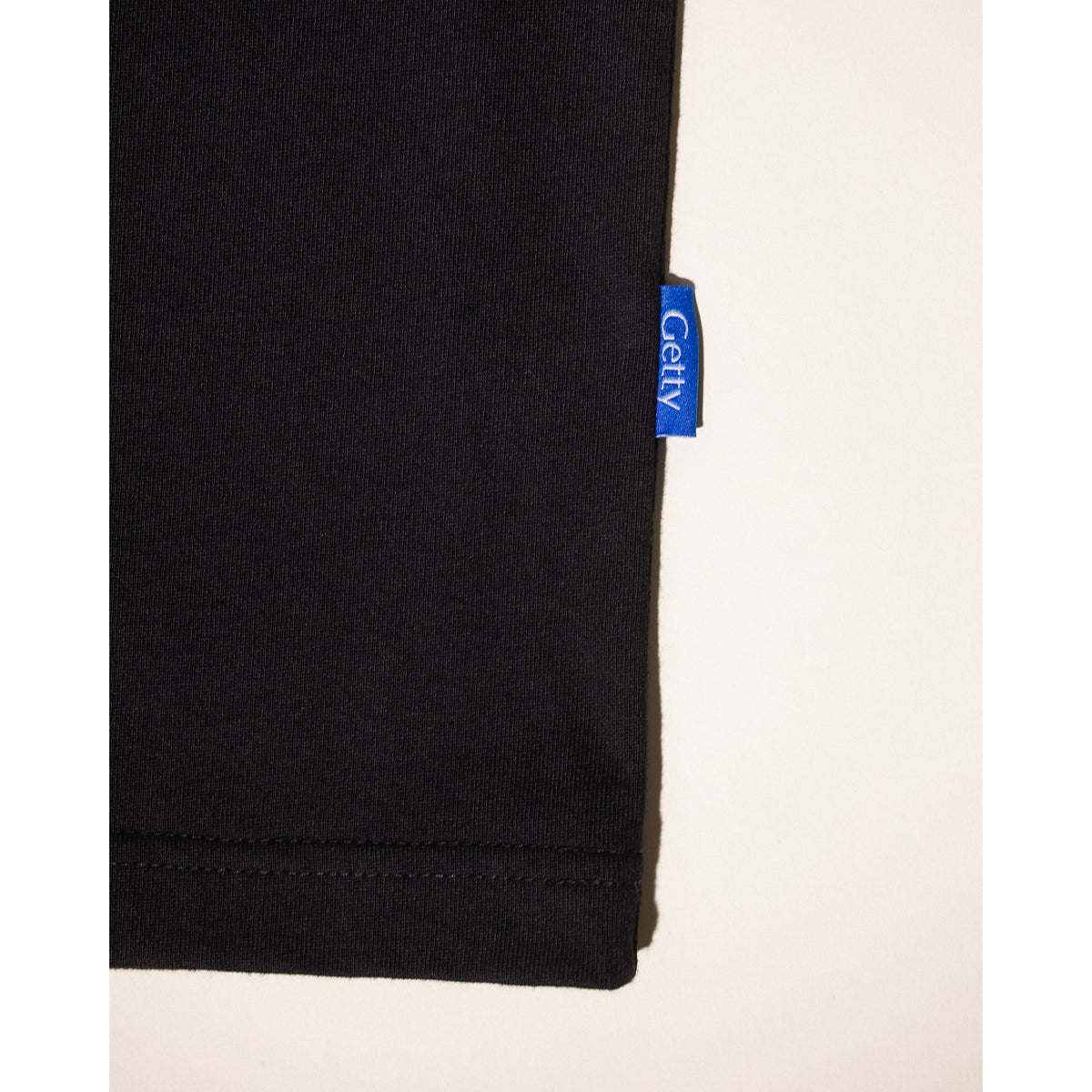 Dandelion Vase Graphic Tee - Black