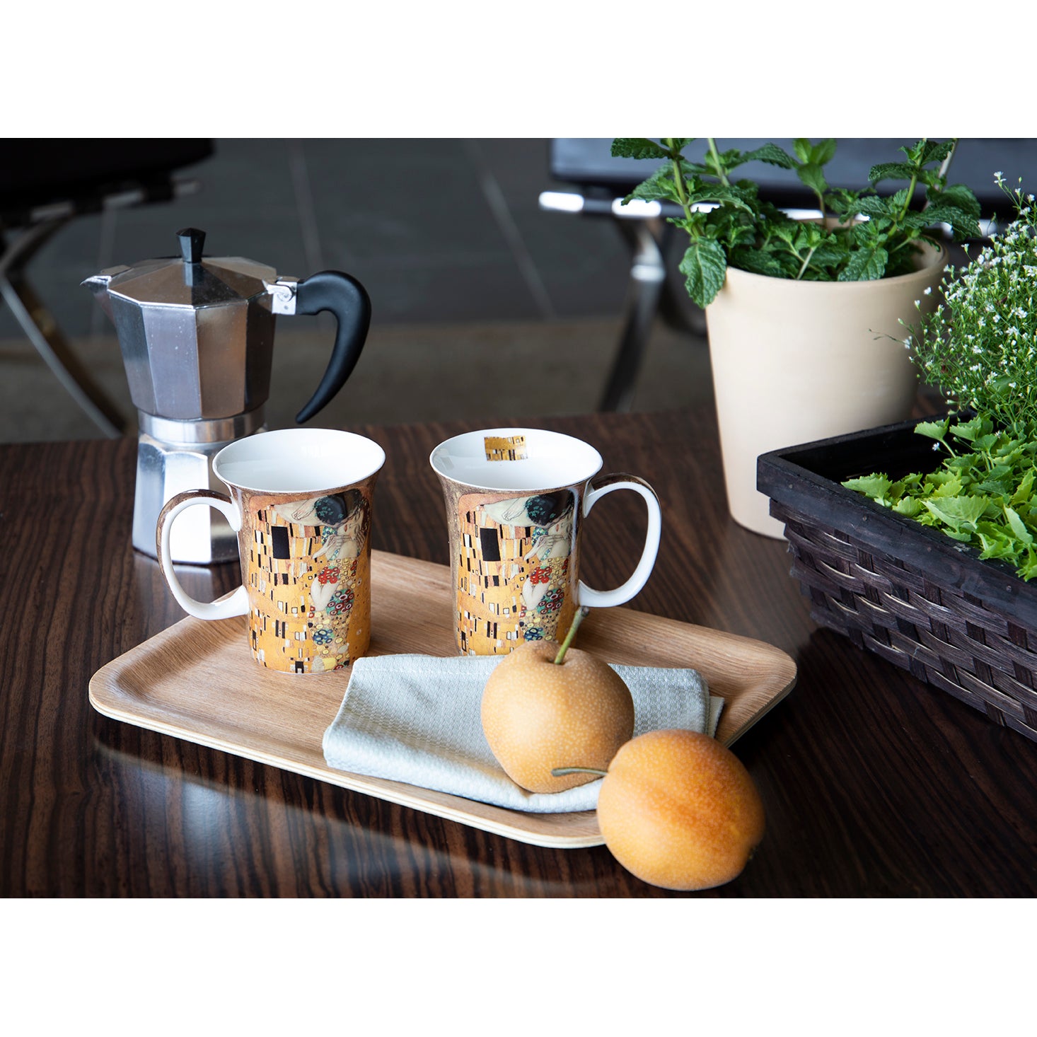 Modern Style Ceramic Cup and Saucer Porcelain Coffee Cup Set - China Fine  China Dinnerware and Chinese Porcelain price