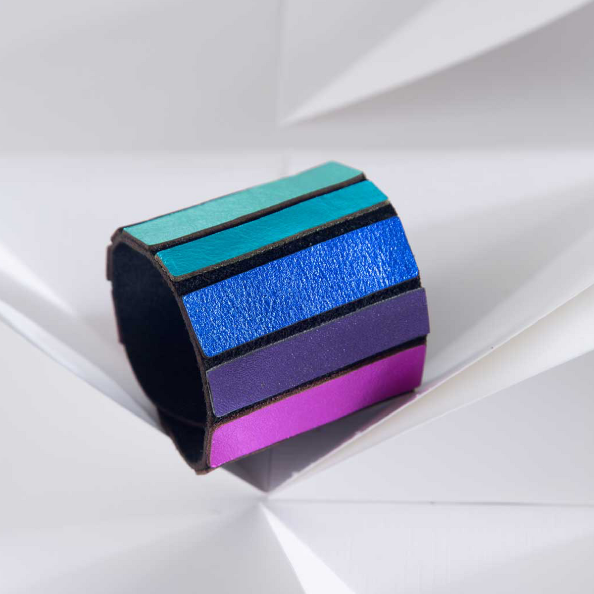 Color Spectrum Snap Bracelet